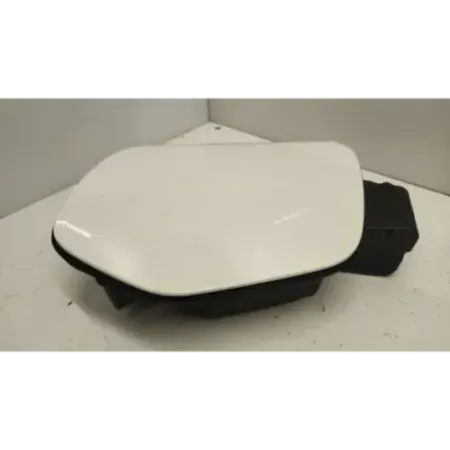 Volet de trappe carburant peugeot 208