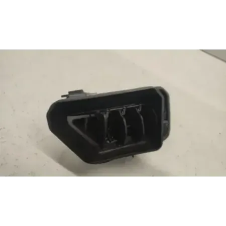 Grille aeration peugeot 208