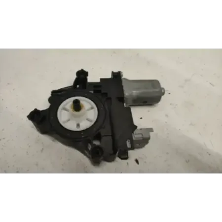Moteur leve-glace avant gauche peugeot 208