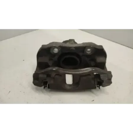 Etrier de frein avant droit peugeot 208