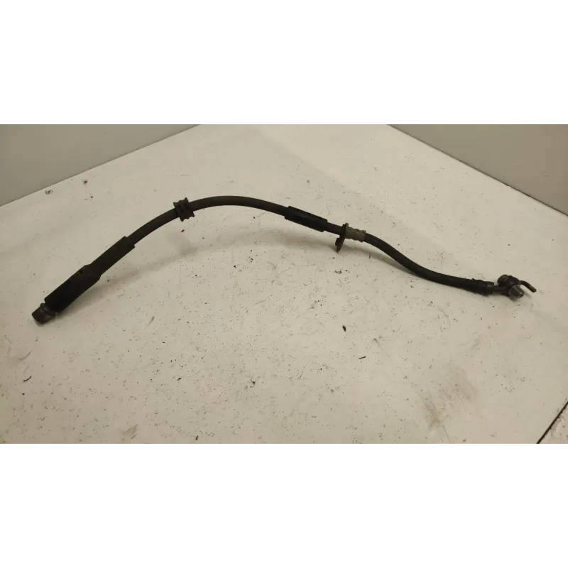 Flexible de frein avant gauche peugeot 208
