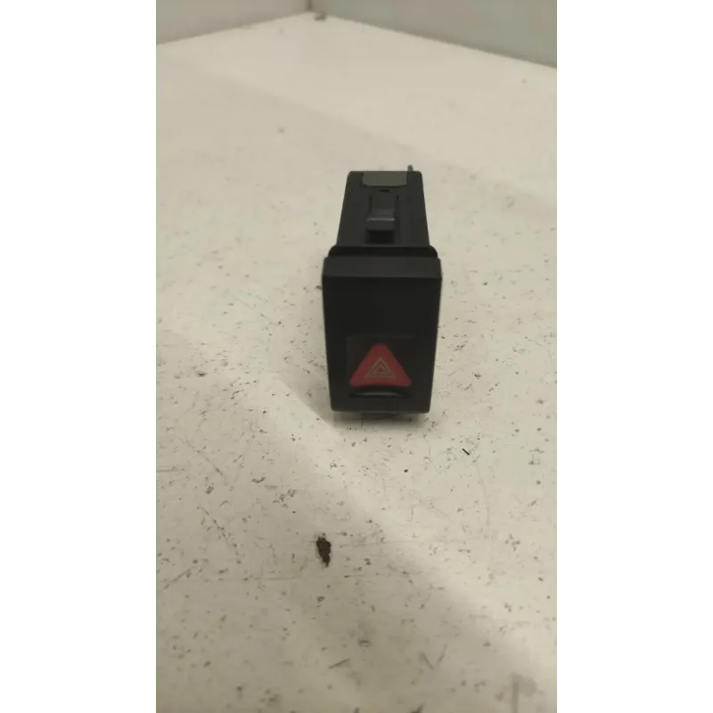 Bouton de warning volkswagen new beetle 1c/9c/1y