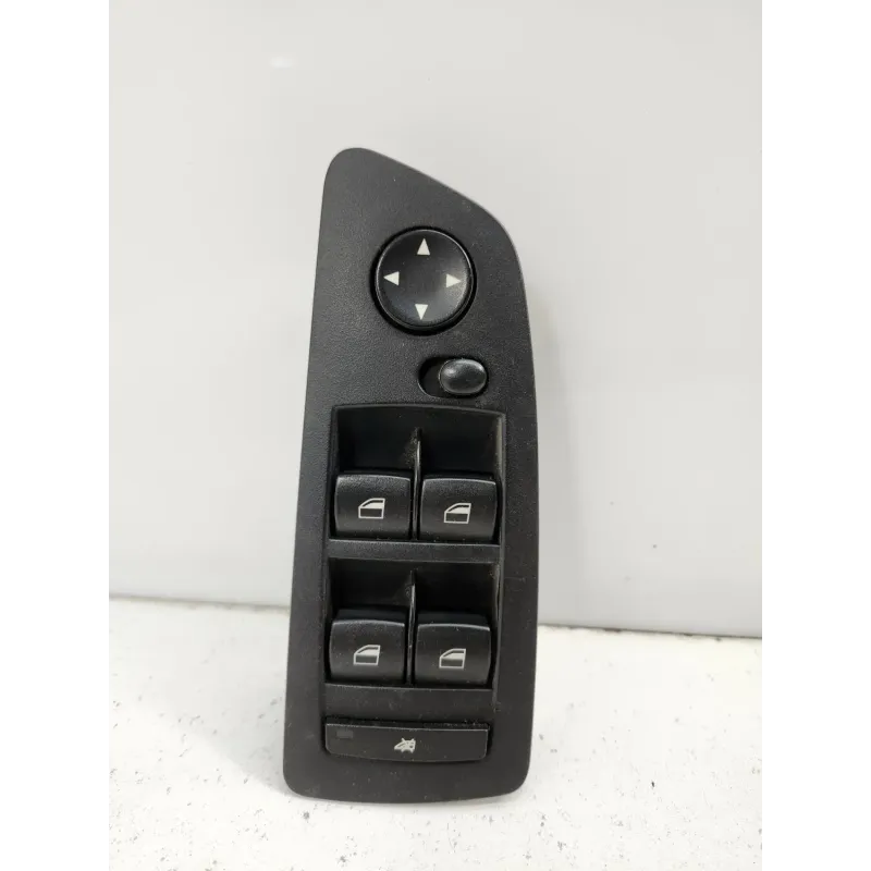 Commande leve-glace porte avant gauche bmw serie 1 e87/e81
