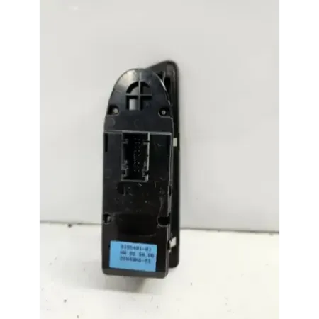 Commande leve-glace porte avant gauche bmw serie 1 e87/e81
