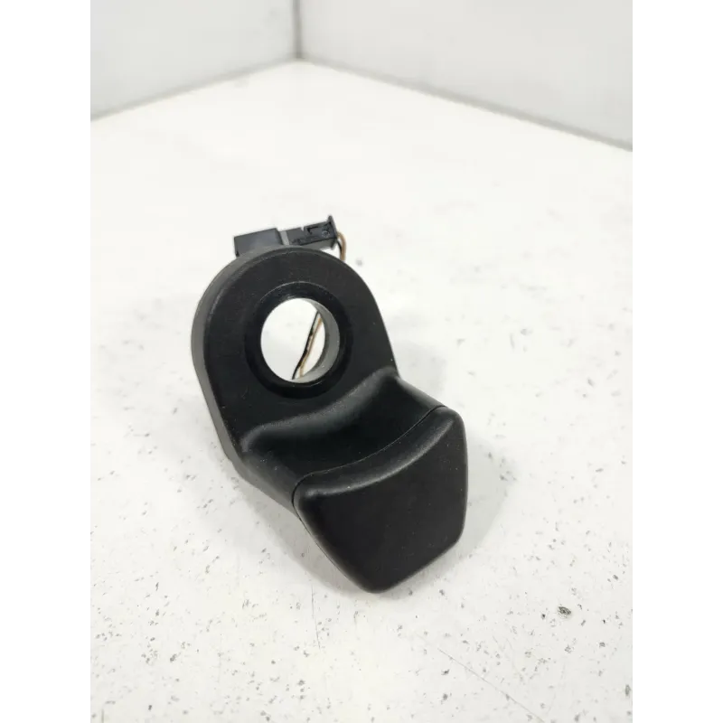 Bouton ouverture lunette arriere bmw serie 3 f30/f31