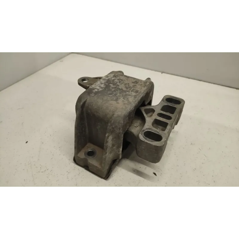 Support moteur volkswagen new beetle 1c/9c/1y