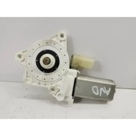 Moteur leve-glace avant droit bmw serie 1 e87/e81