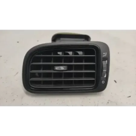 Grille aeration avant gauche volkswagen polo 6r/6c v