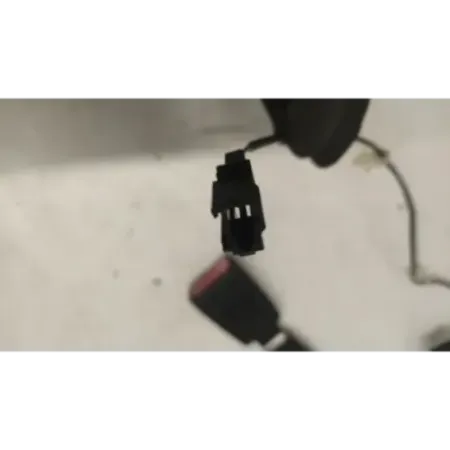 Pretensionneur avant droit volkswagen polo 6r/6c v