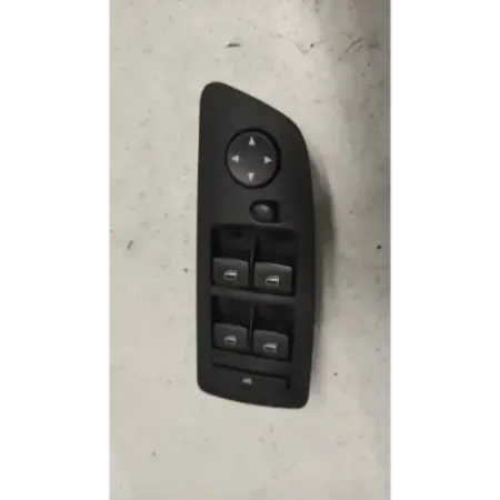 Commande leve-glace porte avant gauche bmw serie 1 e87/e81