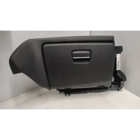 Boite a gants bmw serie 1 e87/e81