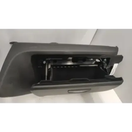 Boite a gants bmw serie 1 e87/e81