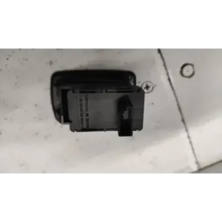 Commande leve-glace porte arriere gauche bmw serie 1 e87/e81
