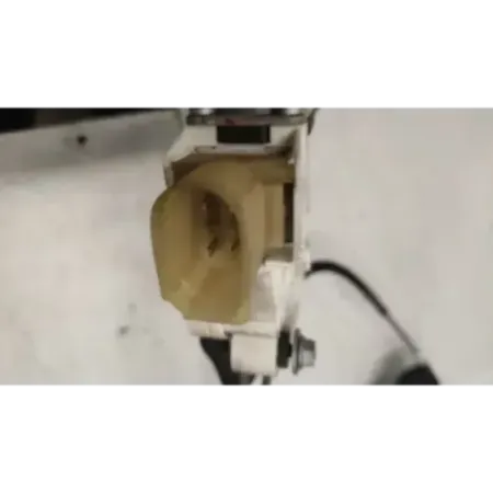 Mecanisme + moteur de leve-glace avant gauche bmw serie 1 e87/e81