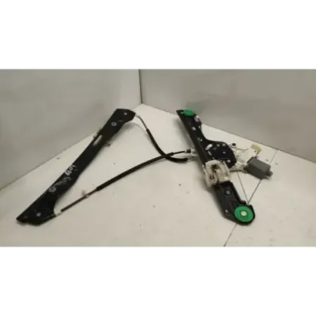 Mecanisme + moteur de leve-glace avant droite bmw serie 1 e87/e81