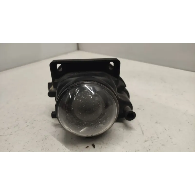 Phare anti-brouillard droit audi a6 4b c5