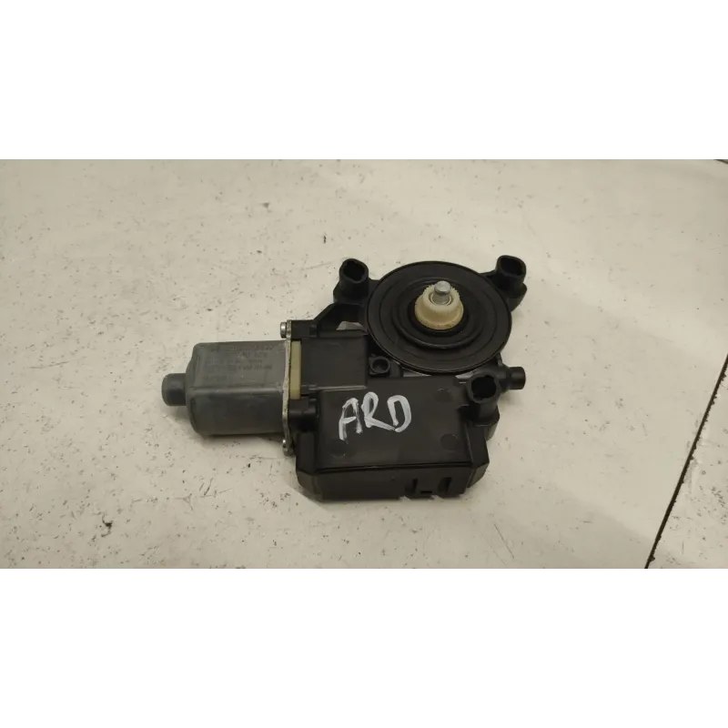 Moteur leve-glace arriere droit volkswagen polo 6r/6c v