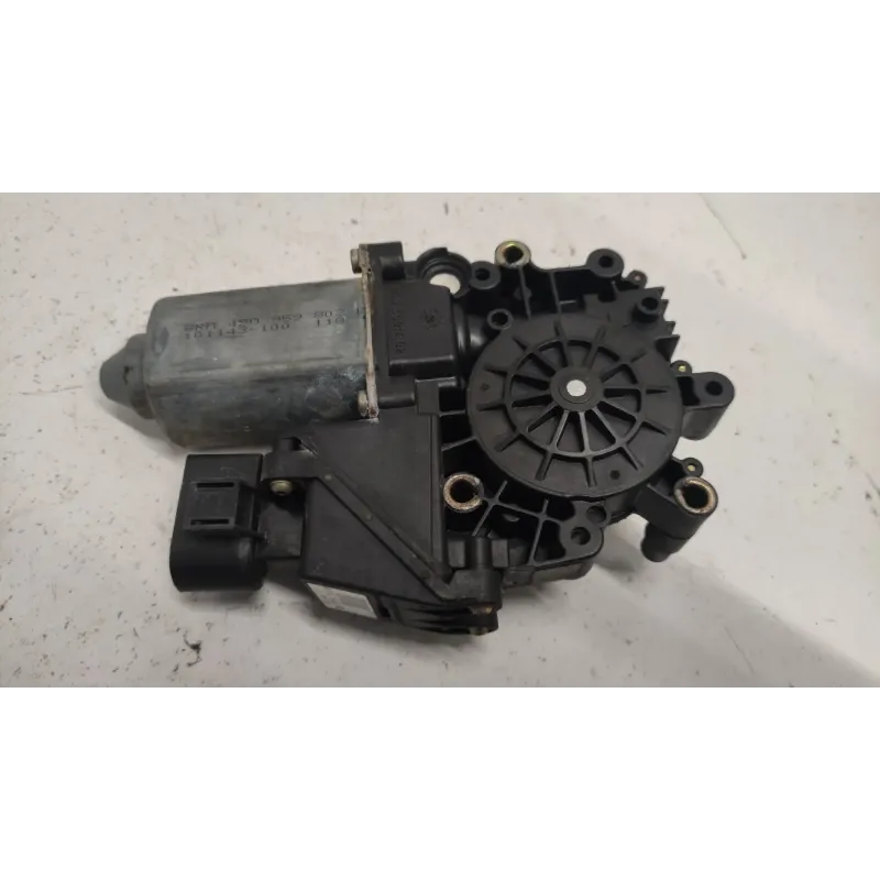Moteur leve-glace arriere droit audi a6 4b c5
