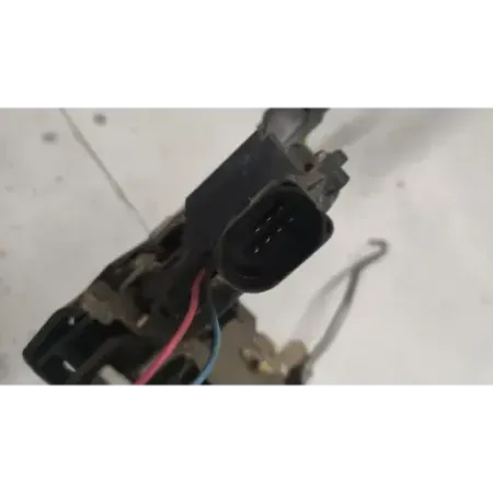 Serrure porte arriere gauche audi a6 4b c5