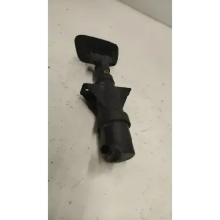 Cache gicleur lave-phare avant droit audi a6 4b c5