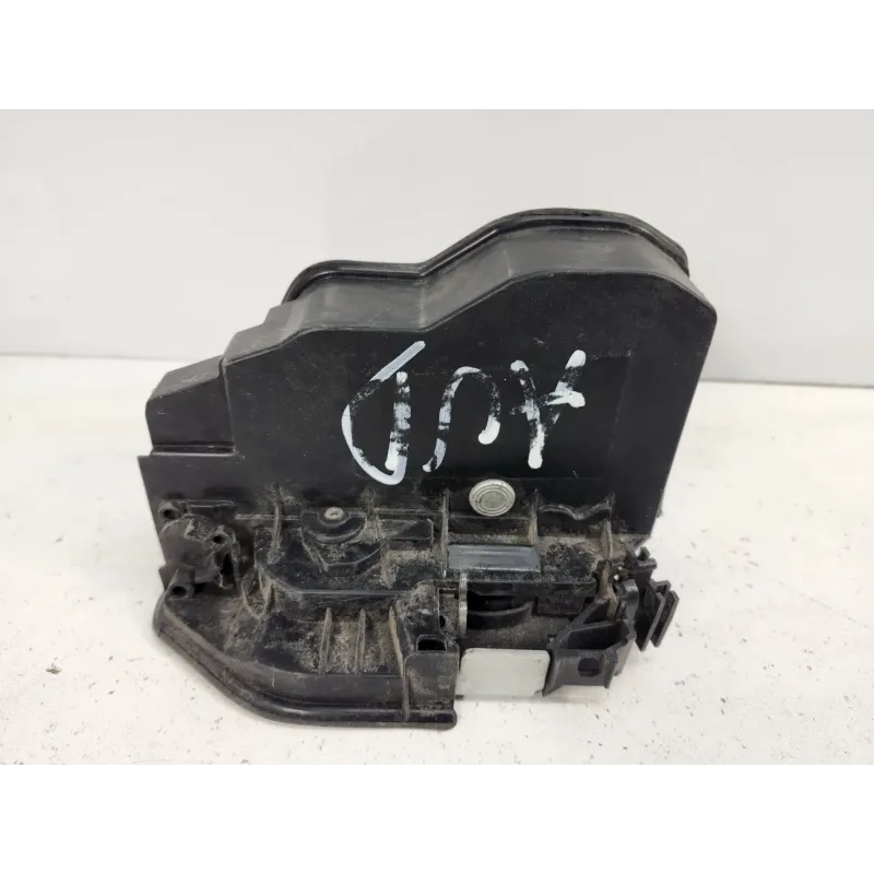 Serrure porte avant droit bmw serie 1 f20/f21