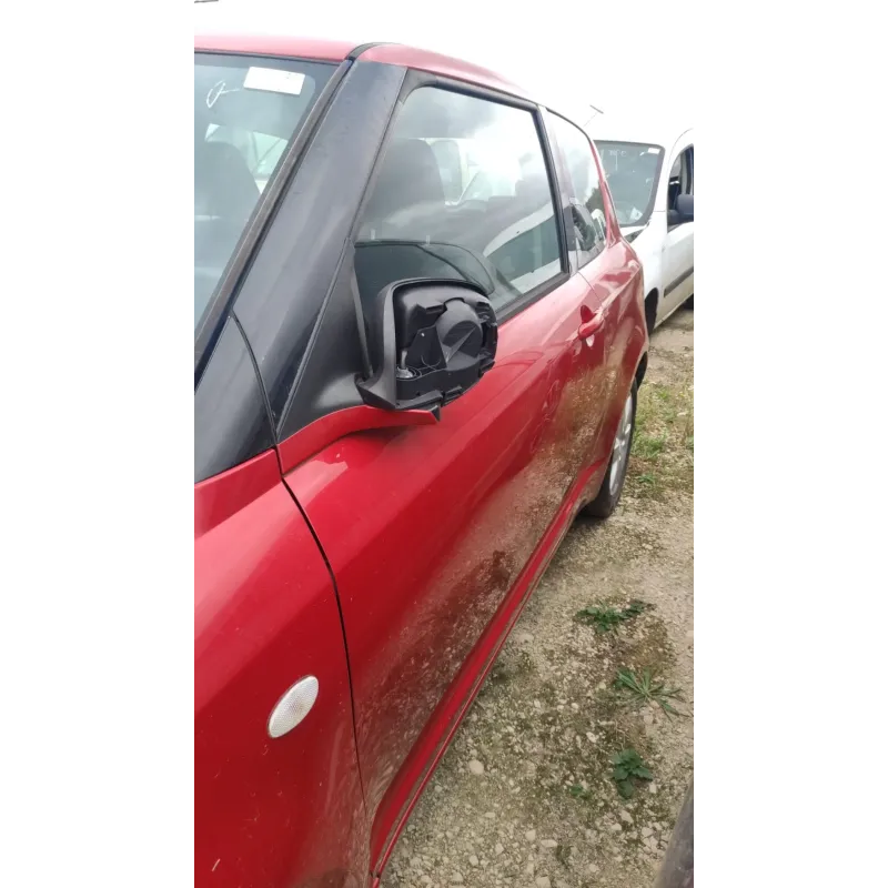 Porte avant gauche suzuki swift