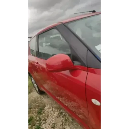 Porte avant droite suzuki swift