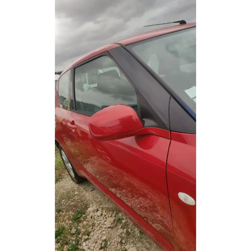 Porte avant droite suzuki swift