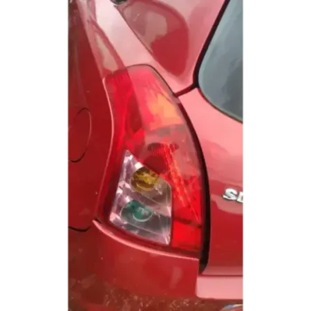 Feu arriere gauche suzuki swift