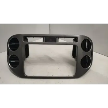 Grille aeration centrale avant volkswagen tiguan 5n