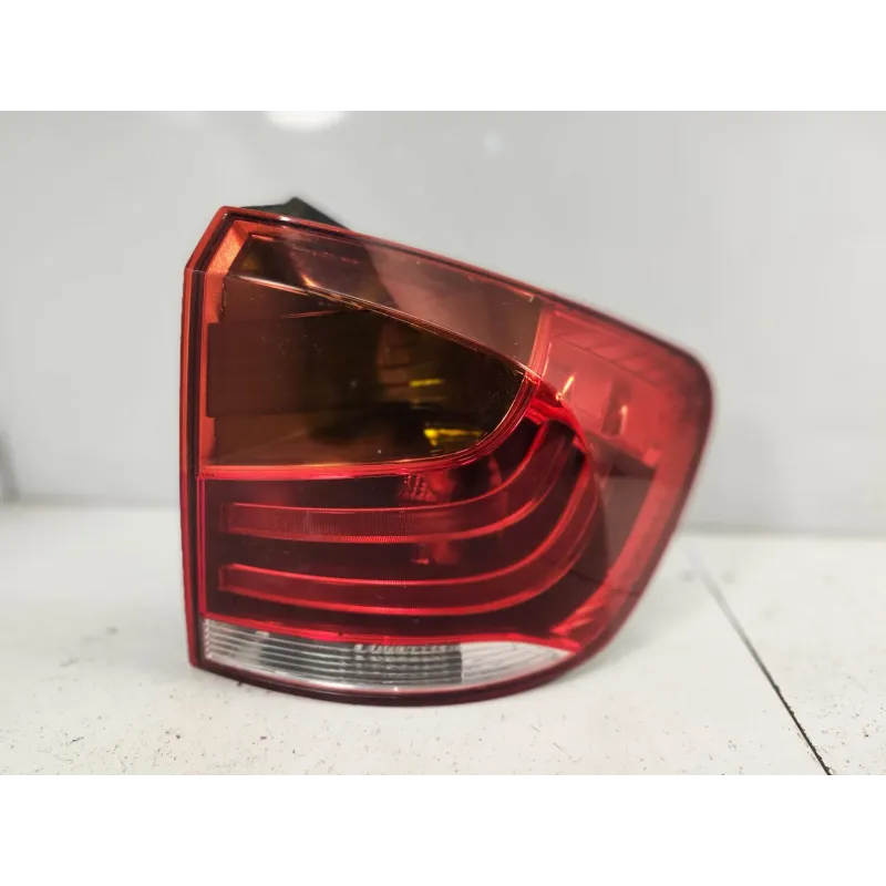 Feu arriere droit bmw x1 e84