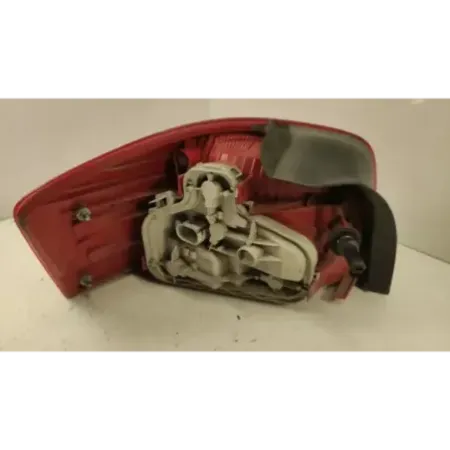 Feu arriere droit audi a3 8p