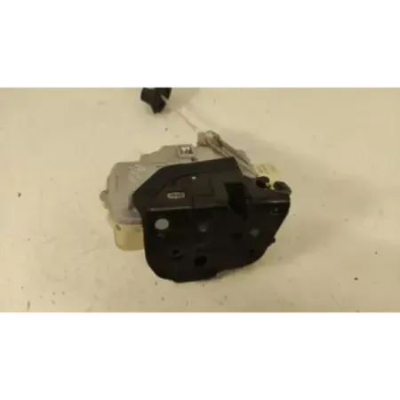 Serrure porte avant gauche audi a3 8p