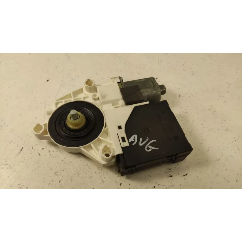 Moteur leve-glace avant gauche audi a3 8p