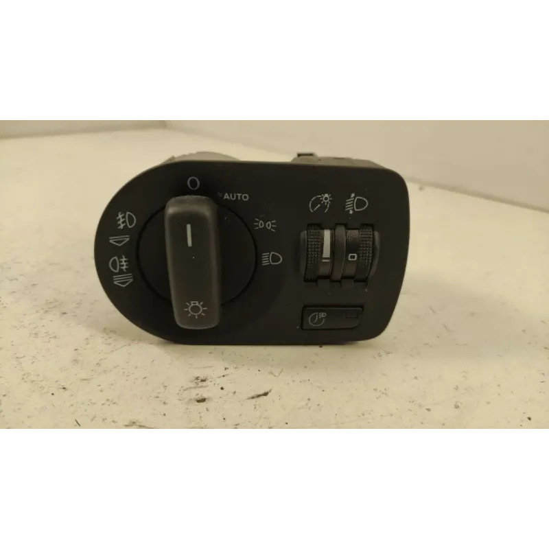 Commande eclairage audi a3 8p