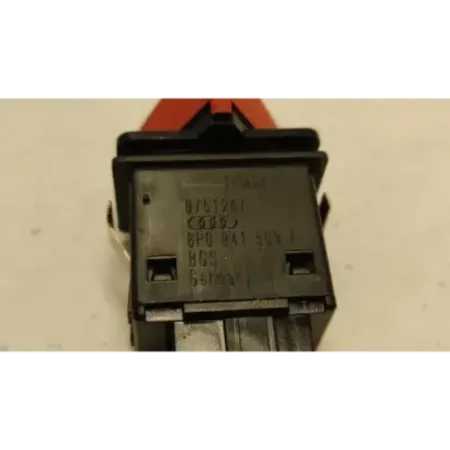 Bouton de warning audi a3 8p