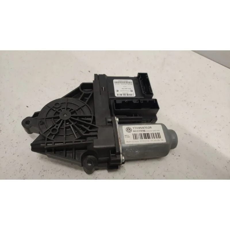 Moteur leve-glace avant droit volkswagen caddy iii 2k