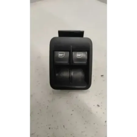 Commande leve-glace porte avant gauche volkswagen caddy iii 2k