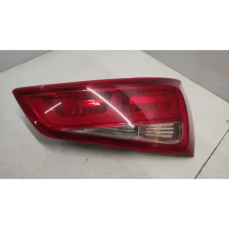 Feu arriere droit audi a1 8x