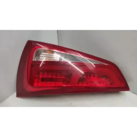 Feu arriere droit audi a1 8x