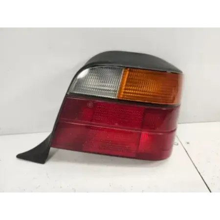 Feu arriere droit bmw serie 3 e36