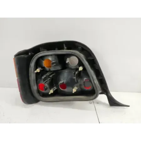 Feu arriere droit bmw serie 3 e36