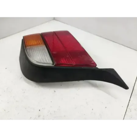 Feu arriere droit bmw serie 3 e36