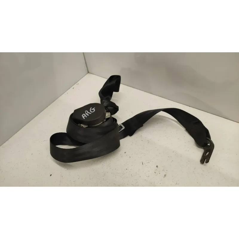 Ceinture arriere gauche volkswagen golf 7 vii