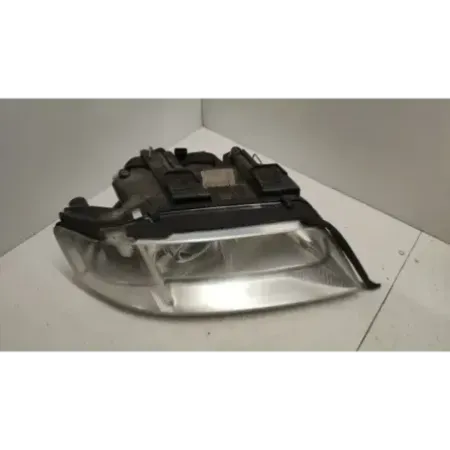 Phare droit audi a6 4b c5
