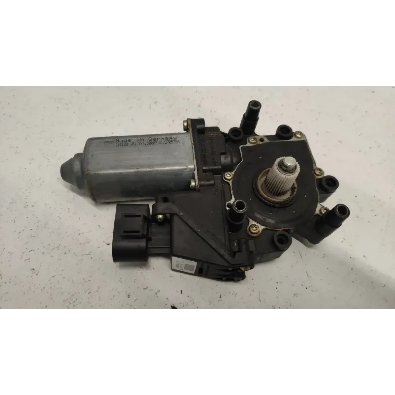 Moteur leve-glace avant droit audi a6 4b c5