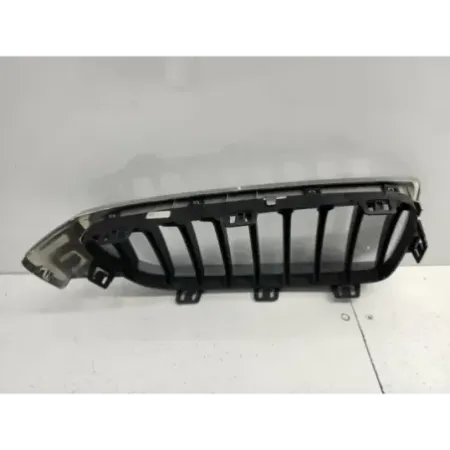 Calandre gauche bmw serie 4 f36