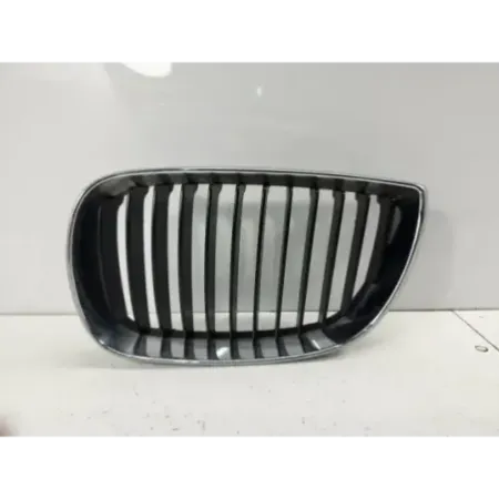 Calandre gauche bmw serie 1 e87/e81
