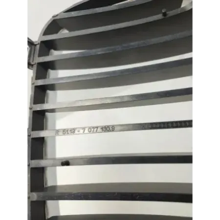 Calandre droit bmw serie 1 e87/e81