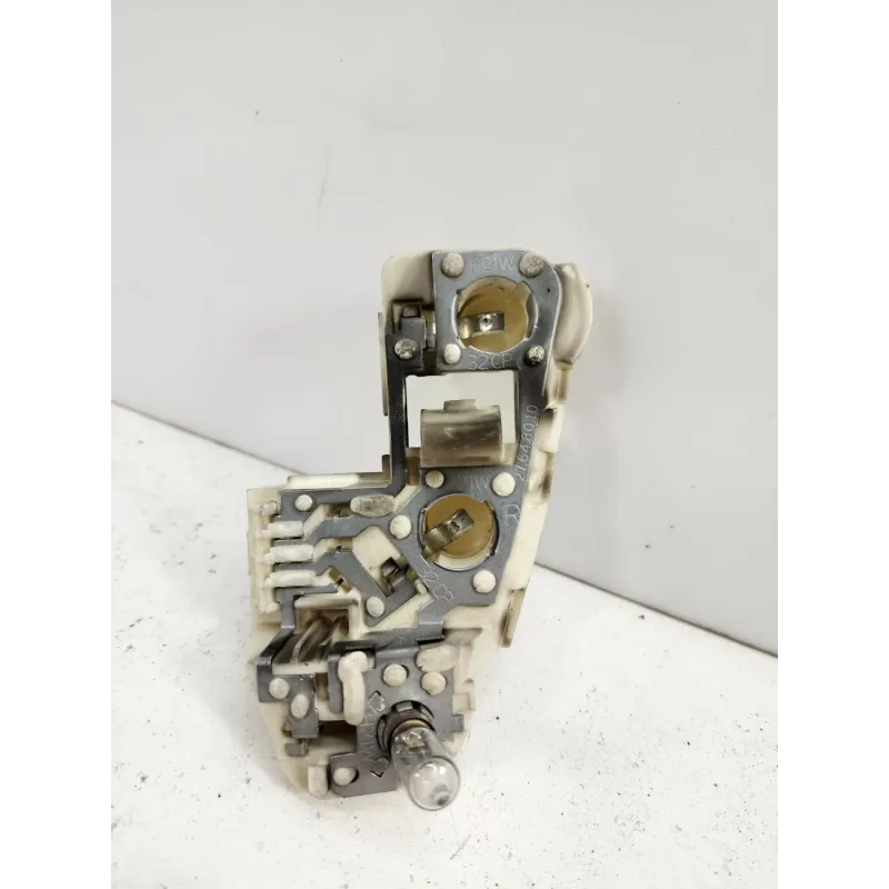 Platine feu arriere droit bmw serie 3 e90/e91